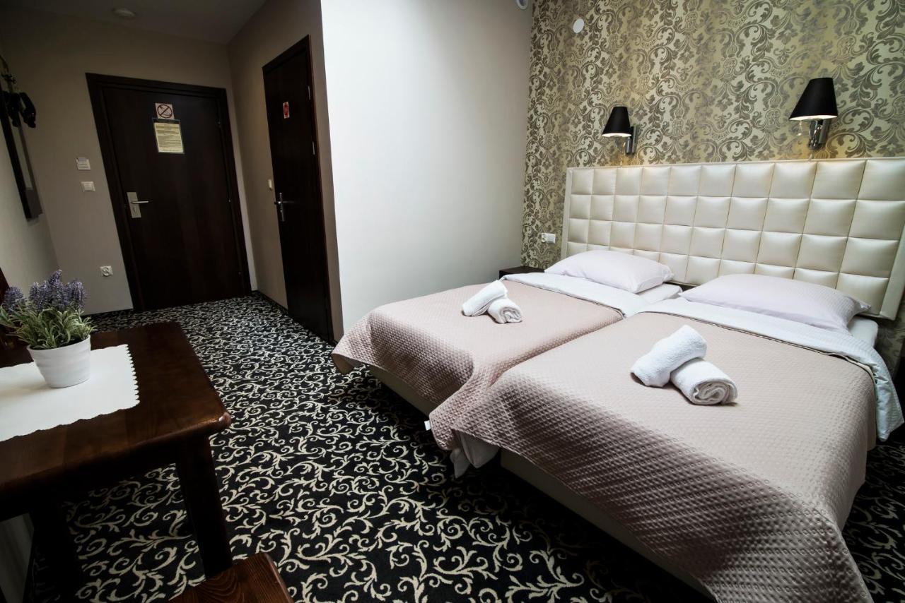 Hotel Pod Ksiecia Gorka à Oleszyce Extérieur photo