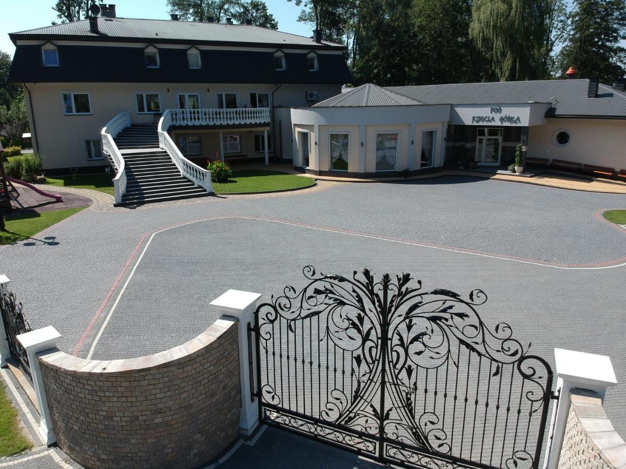 Hotel Pod Ksiecia Gorka à Oleszyce Extérieur photo